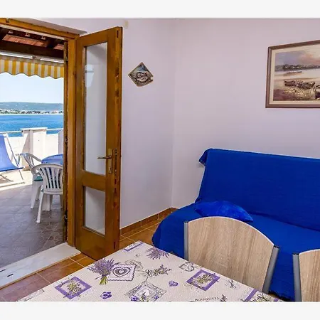 Vlado Kanica בית הארחה